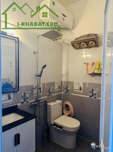Nhà Đẹp Trần khát chân 5 tầng 35m² mặt tiền 3.3m rất thoáng. - 2
