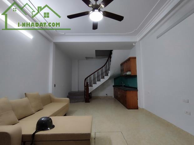 Bán Nhà Dân Xây Ở Vạn Phúc,HĐ.Ngõ Thông Tứ Tung,Ô TÔ Đỗ Cách 20M.Gía 7.5Tỷ Có TL - 1