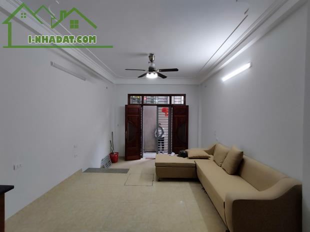 Bán Nhà Dân Xây Ở Vạn Phúc,HĐ.Ngõ Thông Tứ Tung,Ô TÔ Đỗ Cách 20M.Gía 7.5Tỷ Có TL - 2