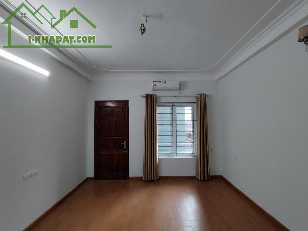 Bán Nhà Dân Xây Ở Vạn Phúc,HĐ.Ngõ Thông Tứ Tung,Ô TÔ Đỗ Cách 20M.Gía 7.5Tỷ Có TL - 3