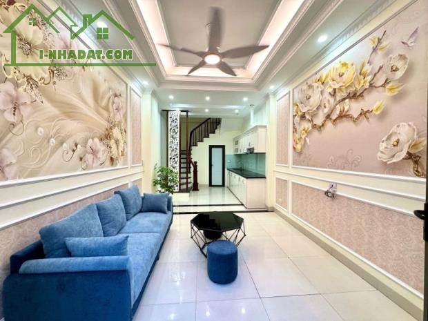 Bán nhà Đàm Quang Trung,Long Biên 5 tầng,30m oto đỗ cổng nhỉnh 5 tỷ - 4