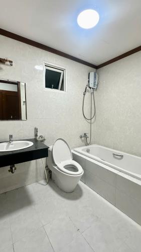 CHO THUÊ CĂN HỘ CHUNG CƯ CAO CẤP 3 PHÒNG NGỦ 2 WC FULL NỘI THẤT VIEW ĐẸP TẠI CHUNG CƯ HOÀN