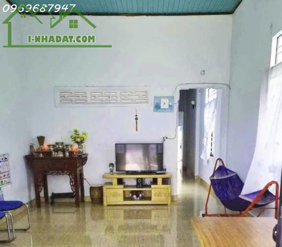 Bán nhà 2PN, 176m2, ngõ Hùng Vương, Tự An, Buôn Ma Thuột - 2.4 tỷ - 2