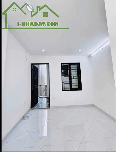 Ba gác đỗ cửa - ngõ thông tứ tung - Ôtô tránh 50M - nhà chủ tự xây mới kính koong. Bạch Đằ - 5