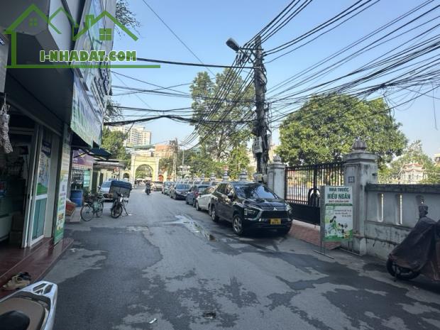 BÁN nhà ngõ 38 Văn Phú - Hà Đông , Nhà đẹp đón tết , xây dựng chắc chắn , đủ công năng