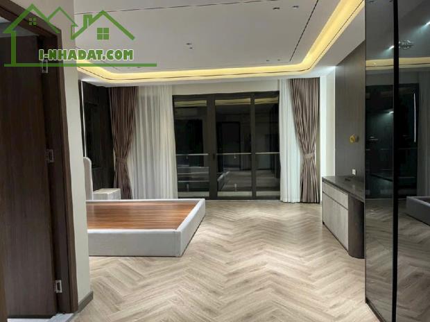 +Thanh Am  -Thượng Thanh-Long Biên. +Diện Tích 50.5/75 M2 +6 Tầng. +Mặt tiền 4.5M  +Giá ch - 2