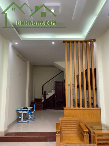 Cho Thuê Nhà Phân Lô Xuân La, Tây hồ 40m2x5T,  Căn13 tr/th và Căn 12 tr, Ô Tô Vào