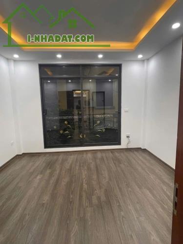 Cần Bán Gấp Căn Nhà Mới Xây Siêu Đẹp Ở Ngô Quyền HĐ,Ô Tô Đỗ Gần.Giá 7.7Tỷ Có TL - 3