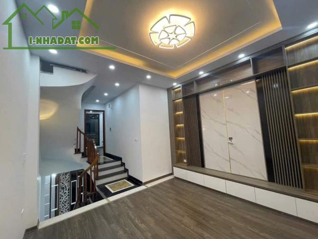Cần Bán Gấp Căn Nhà Mới Xây Siêu Đẹp Ở Ngô Quyền HĐ,Ô Tô Đỗ Gần.Giá 7.7Tỷ Có TL - 1