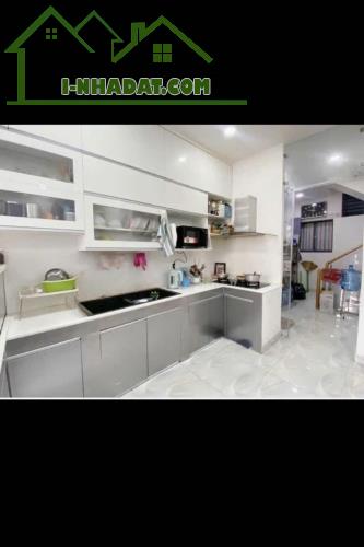 Gấp bán nhà Nguyễn Tiểu La, quận 10, 4 tầng, 51m2,gần mặt tiền, hẻm xe hơi,Ở/VPCTy, 9.x TỶ - 2