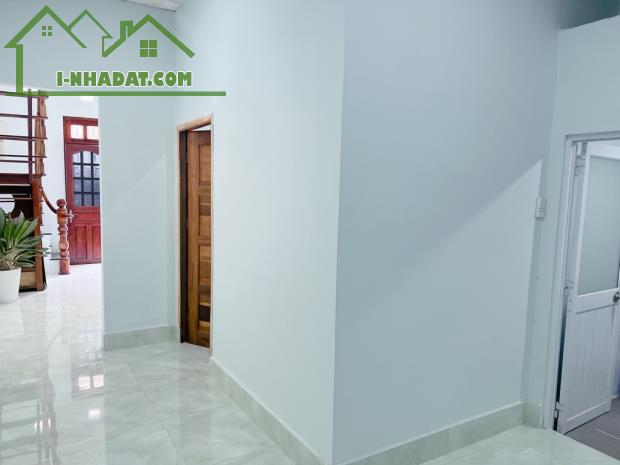 Bán nhà Hoàng Diệu 2 Linh Chiểu Thủ Đức, ngang 5m, 61m2, sát bên ĐH SPKT, giá chỉ 4.1 tỷ - 4