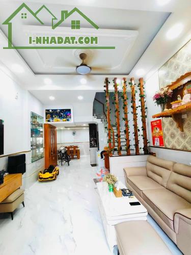 ĐÓN TẾT! Bán Nhà 5 Tầng Cực Đẹp Cao Thắng, 53m2, 8.5 Tỷ - 2