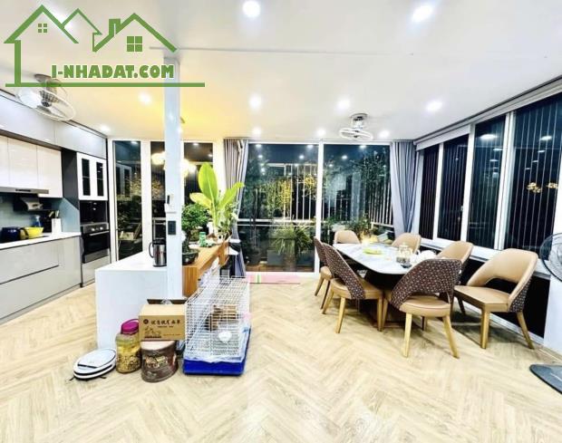 BÁN NHÀ HOÀNG QUỐC VIỆT 40M2 x 5T - Ô TÔ KINH DOANH - NHÀ ĐẸP - GIÁ 12.7 TỶ. - 2