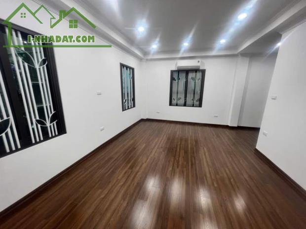 Bán Nhà Đang Xây Có Thang Máy Ở Cầu Đơ,Ngõ Thông,Rộng.Ô Tô Lùi Cửa,Gía 7.8Tỷ Có TL - 4