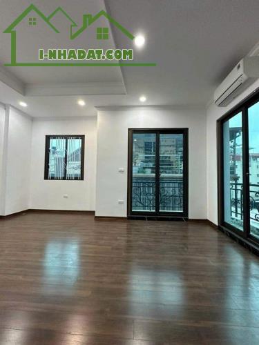 Bán Nhà Đang Xây Có Thang Máy Ở Cầu Đơ,Ngõ Thông,Rộng.Ô Tô Lùi Cửa,Gía 7.8Tỷ Có TL - 2
