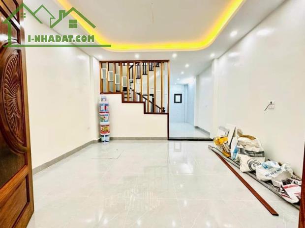 Bán Nhà Phố Thanh Lân Thanh Trì Hoàng Mai 45m2, 5 tầng, - 2