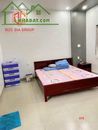 Nhà bán khu dân cư Tân Phong phường Tân Phong 1 trệt 2 lầu sổ hồng hoàn công 200m2 giá 8,4 - 2