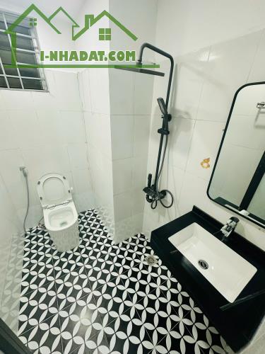 Chính chủ cần bán căn 2PN1WC tòa OCT1 ĐN1 Bắc Linh Đàm