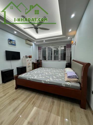 Mặt tiền khủng 8m! Bán nhà mặt phố Trần Xuân Soạn 230m2 x 148 tỷ, tòa văn phòng đỉnh - 1