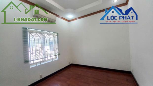 Cho thuê biệt thự mini Long Bình Tân 150 m2 5 phòng ngủ 3 tolet 5 máy lạnh chỉ 12 - 4