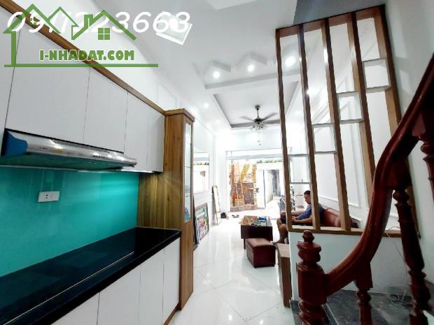 🏠 NHÀ NGÕ CHÙA LIÊN PHÁI - BẠCH MAI - 3 TẦNG - 5 PHÒNG NGỦ - GẦN PHỐ HUẾ