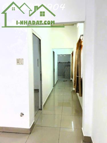 Cho thuê nhà nguyên căn 2pn 120m2 mặt tiền đường 41 - Linh Đông - 1