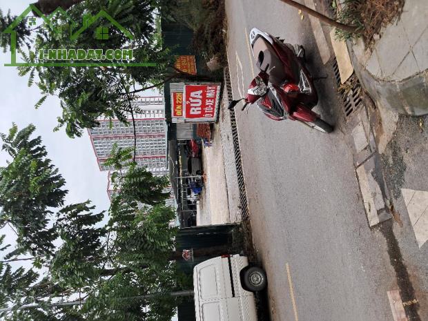 Bán nhà C4 ngõ 268 Ngọc Thuỵ, 71m x 4,1m cách 1 nhà ra oto tránh, hơn 8 tỷ có TL. LH - 2