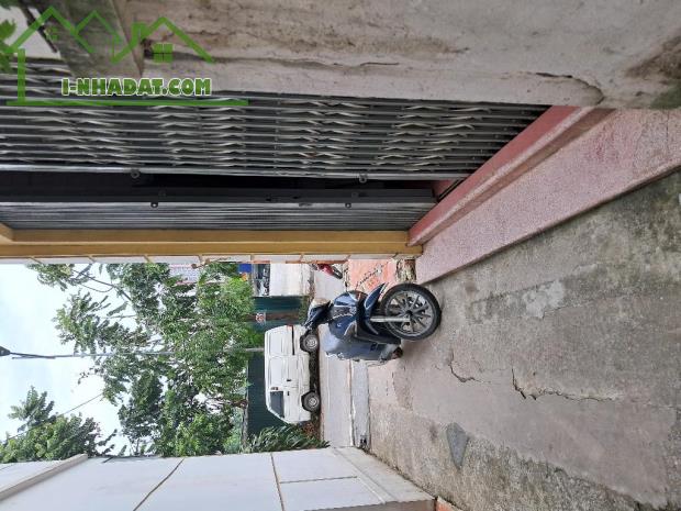 Bán nhà C4 ngõ 268 Ngọc Thuỵ, 71m x 4,1m cách 1 nhà ra oto tránh, hơn 8 tỷ có TL. LH