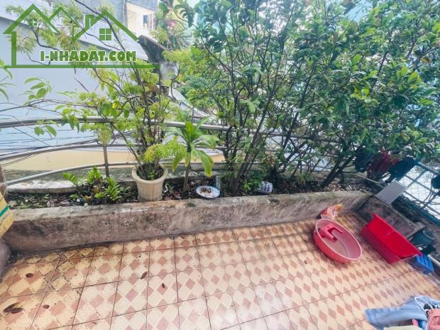 Nhà Tân Hoà Đông, Bình Tân, 4x8m (32m2), 2 tầng, 3PN, HXH, giá chỉ 3tỷ. LH 0901013009