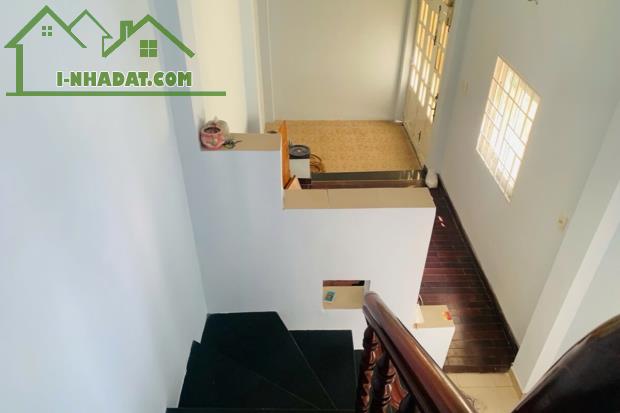 Bán nhà Trần Hữu Trang Phú Nhuận, Phường 10, 4 Tầng ngang 14m 6 phòng - Giá 7.6 tỷ TL - 2