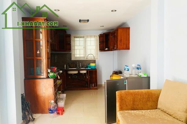 Bán nhà Trần Hữu Trang Phú Nhuận, Phường 10, 4 Tầng ngang 14m 6 phòng - Giá 7.6 tỷ TL - 4