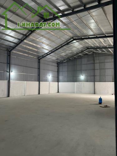 CHO THUÊ MẶT BẰNG NHÀ XƯỞNG 400M2 TẠI ĐAN PHƯỢNG giá 20 triệu - 1