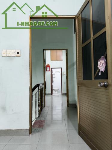 BAO ĐẦU TƯ - HÀNG XÓM Q1 - 41m2(3.4x13) - H3G THÔNG - CHỈ 4 TỶ NHỈNH. - 3