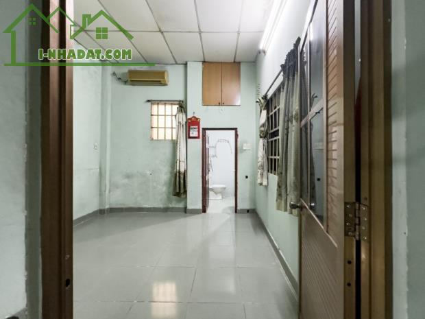 BAO ĐẦU TƯ - HÀNG XÓM Q1 - 41m2(3.4x13) - H3G THÔNG - CHỈ 4 TỶ NHỈNH. - 4