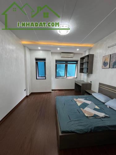 Bán Gấp Nhà Phố Vĩnh Tuy, 34m2, Cách Phố Chỉ 20m.m, Hàng Xóm Time city.
