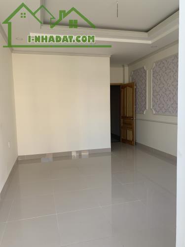 THẬT:Nhà mặt tiền 4 tầng,hoàn công,Đường xe hơi né,4x24,Hiệp Bình Chánh,Thủ Đức - 2