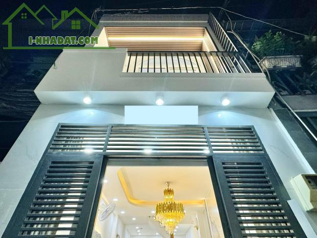 Bán nhà 2 lầu ở 15B Lê Thánh Tôn, Phường Bến Nghé, Quận 1. Gần Nhi Đồng 2. Giá 3ty150 TL