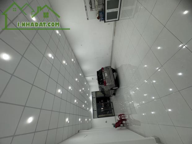 Mặt tiền View sông Q8 Ngô Sỹ Liên, 120m2 ngang 6.5m tiện xây mới vị trí đẹp nhỉnh 12 tỷ TL - 2