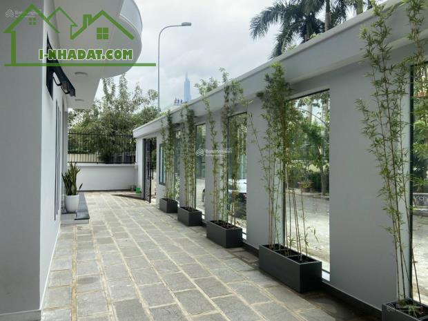 Bán nhanh căn biệt thự 300m2  có 2 mặt tiền trước sau, khu An Phú Q2 - 1