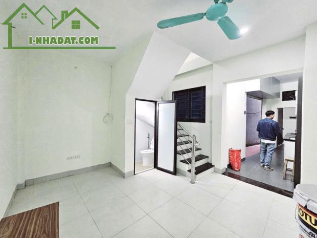 Bán Nhà Mỹ Đình - Cực Hiếm - Công Năng Đỉnh Chóp - Lô góc 3 mặt - 33m2 - Giá Nhỉnh 4 tỷ - 1