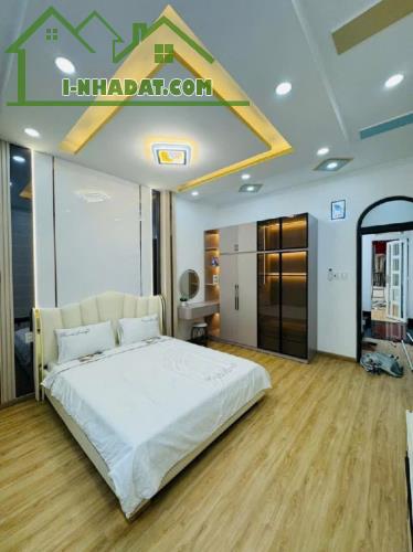 BÁN NHÀ GÒ VẤP PHƯỜNG 12 62M2 3 LẦU HXH FULL NỘI THẤT 5.8 TỶ  TL