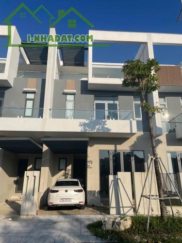 SHOPHOUSE/ Nhà liền kề BGI - KINH DOANH CHO THUÊ Ở - KHÔNG NGẬP LỤT - CÓ SÂN ĐỂ OTO - 3