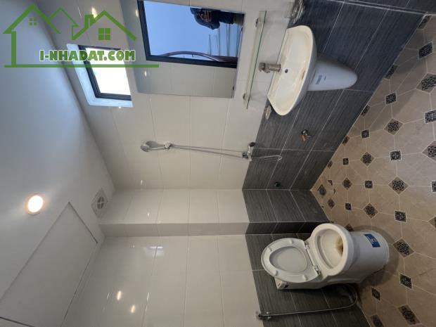 MỸ ĐÌNH -LÔ GÓC 2 THOÁNG- NHÀ MỚI 45m² - Ô Tô 20m - GIAO THÔNG THUẬN TIỆN. GIÁ 8.x
