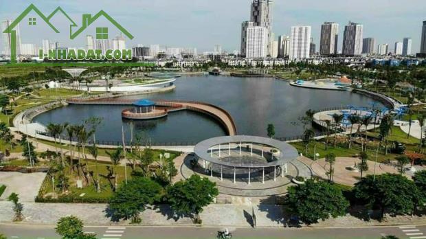 Cần bán gấp trong tháng này mảnh đất DV Dương Nội, lô áp góc, đẹp ko tì vết, 50m2 10.89 tỷ - 2