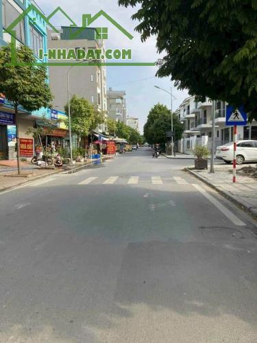 Cần bán gấp trong tháng này mảnh đất DV Dương Nội, lô áp góc, đẹp ko tì vết, 50m2 10.89 tỷ - 4
