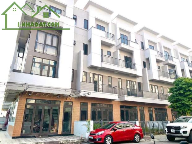 Bán nhanh shophouse 4 tầng, vừa ở vừa kinh doanh, sát chung cư, vị trí đẹp - 1