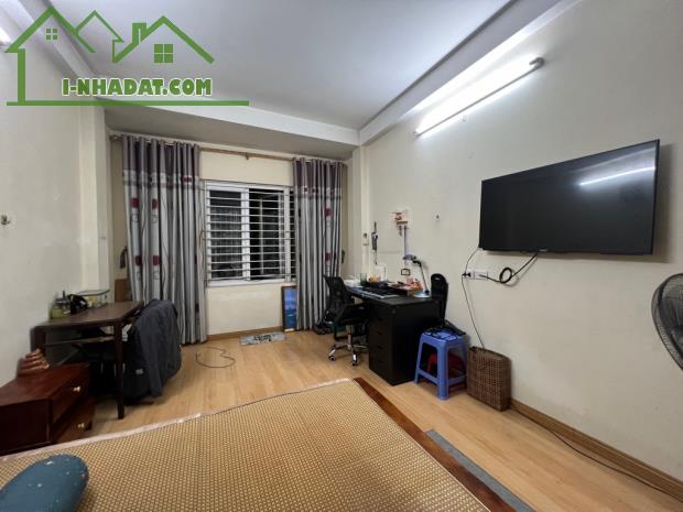 BÁN NHÀ NGÕ RỘNG NGUYỄN TRI PHƯƠNG, BA ĐÌNH, CẬN Ô TÔ TRÁNH - DT 30M2 - 1