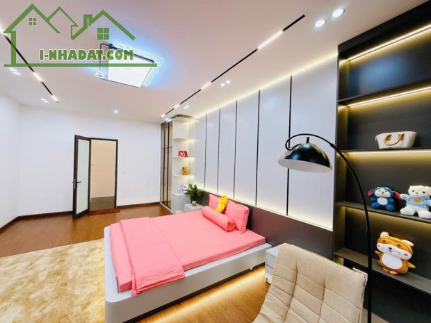BÁN NHÀ NGÕ RỘNG NGÁCH NÔNG PHỐ KHƯƠNG THƯỢNG - Ô TÔ ĐỖ CỔNG -  DT 57M2 - 5