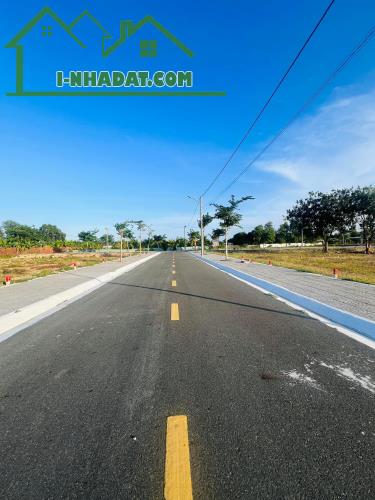 KHÁCH HÀNG ĐANG TÌM ĐẤT Ở LONG ĐIỀN MUA ĐỂ XÂY NHÀ ĐỪNG BỎ QUA MẢNH NÀY GIÁ NGỘP 900 TRIỆU - 4