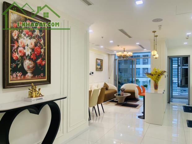 🌈🏡Căn hộ 3PN, 2WC, DT 116m2, tầng 32 Vinhomes Central Park Tân Cảng khu Landmark 81 - 1